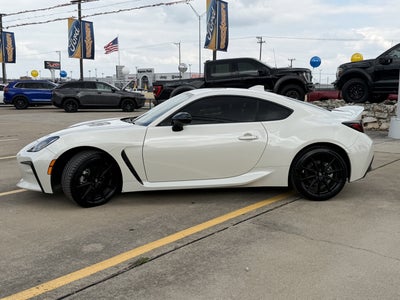 2025 Toyota GR86 Premium