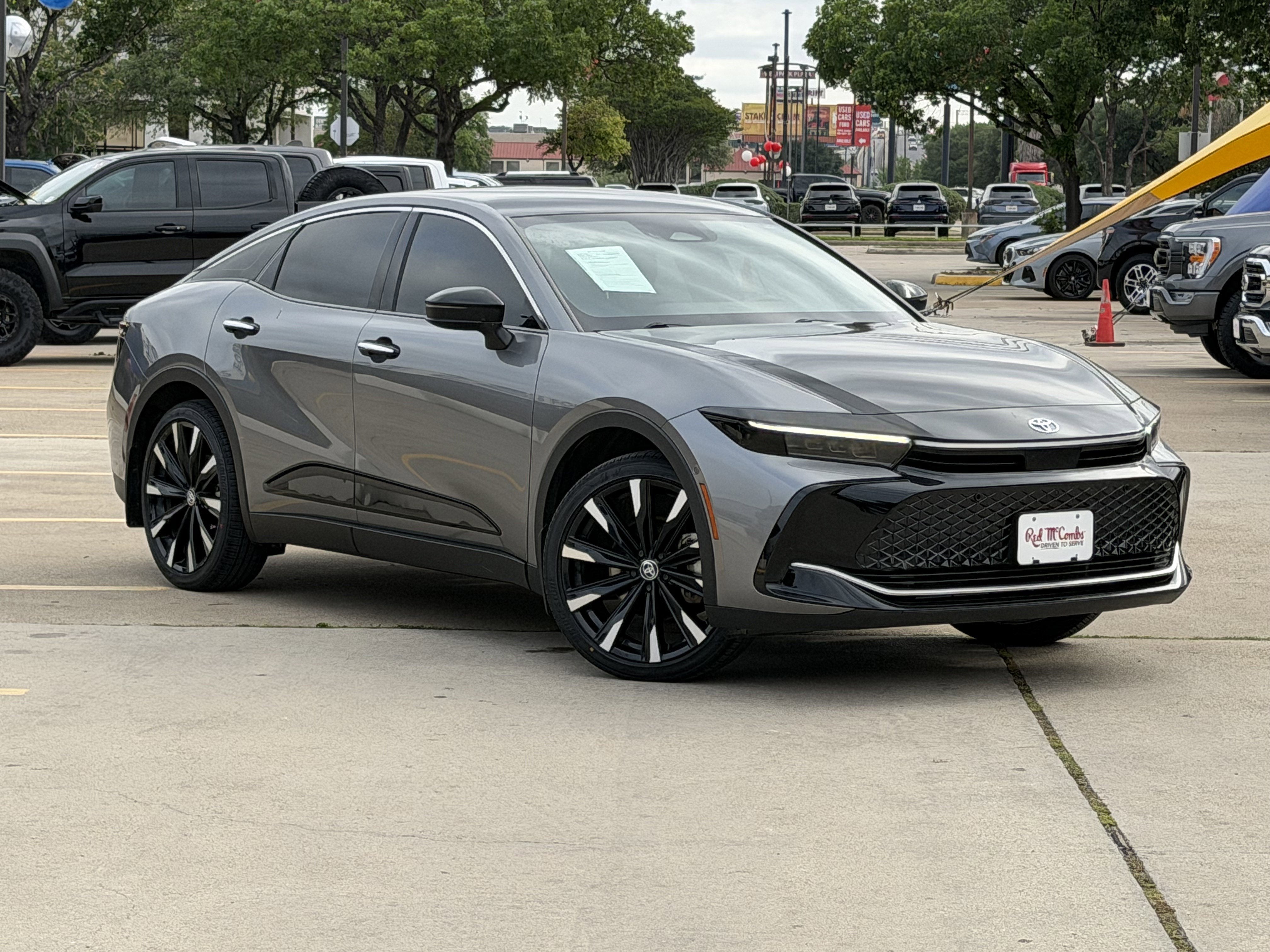 2024 Toyota Crown Platinum