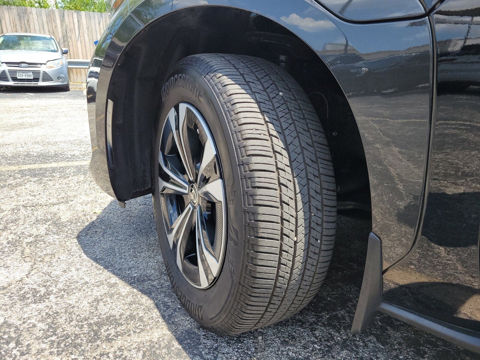 2025 Toyota bZ4X Limited