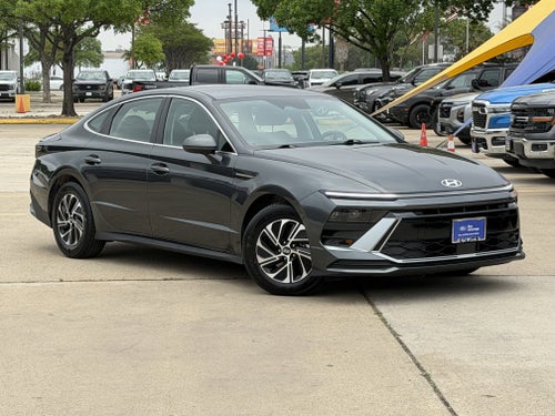 2026 Hyundai Sonata Hybrid Blue