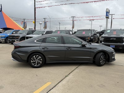 2026 Hyundai Sonata Hybrid Blue