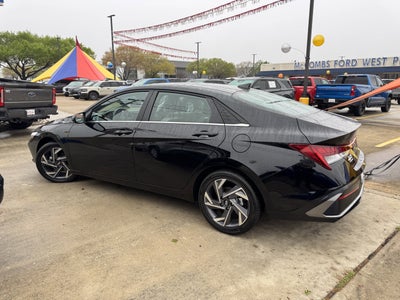 2025 Hyundai Elantra HEV Limited