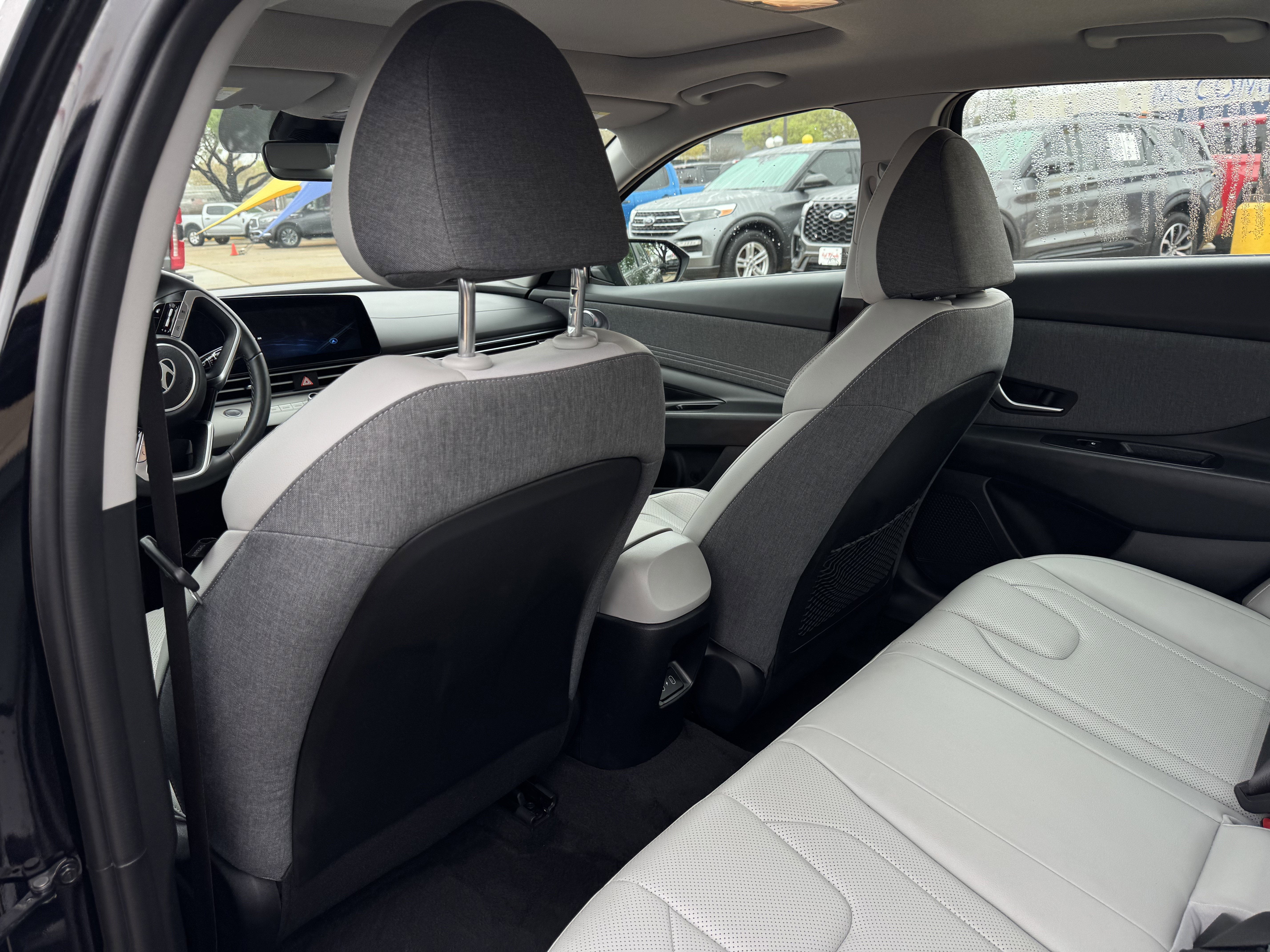 2025 Hyundai Elantra HEV Limited