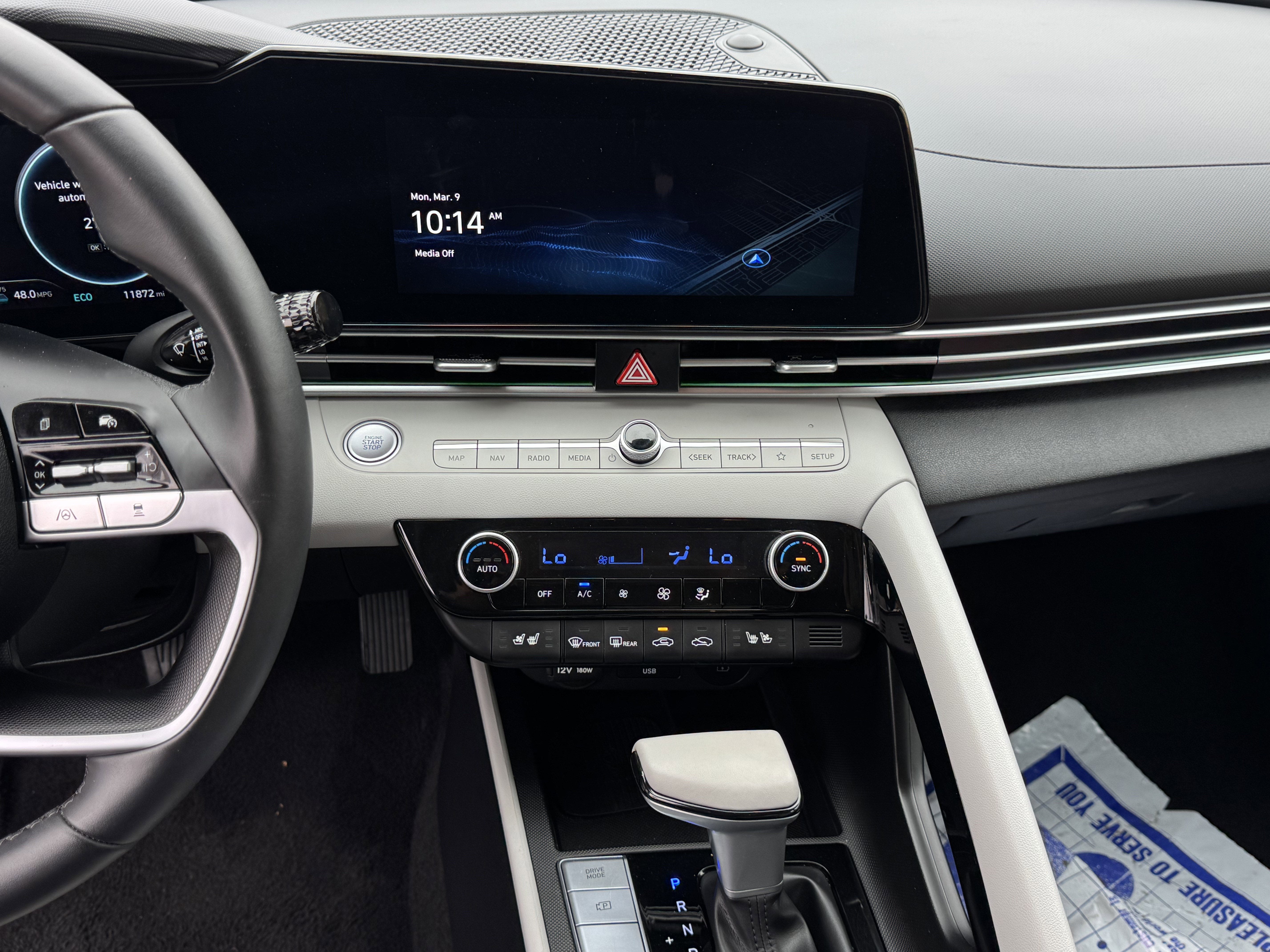 2025 Hyundai Elantra HEV Limited