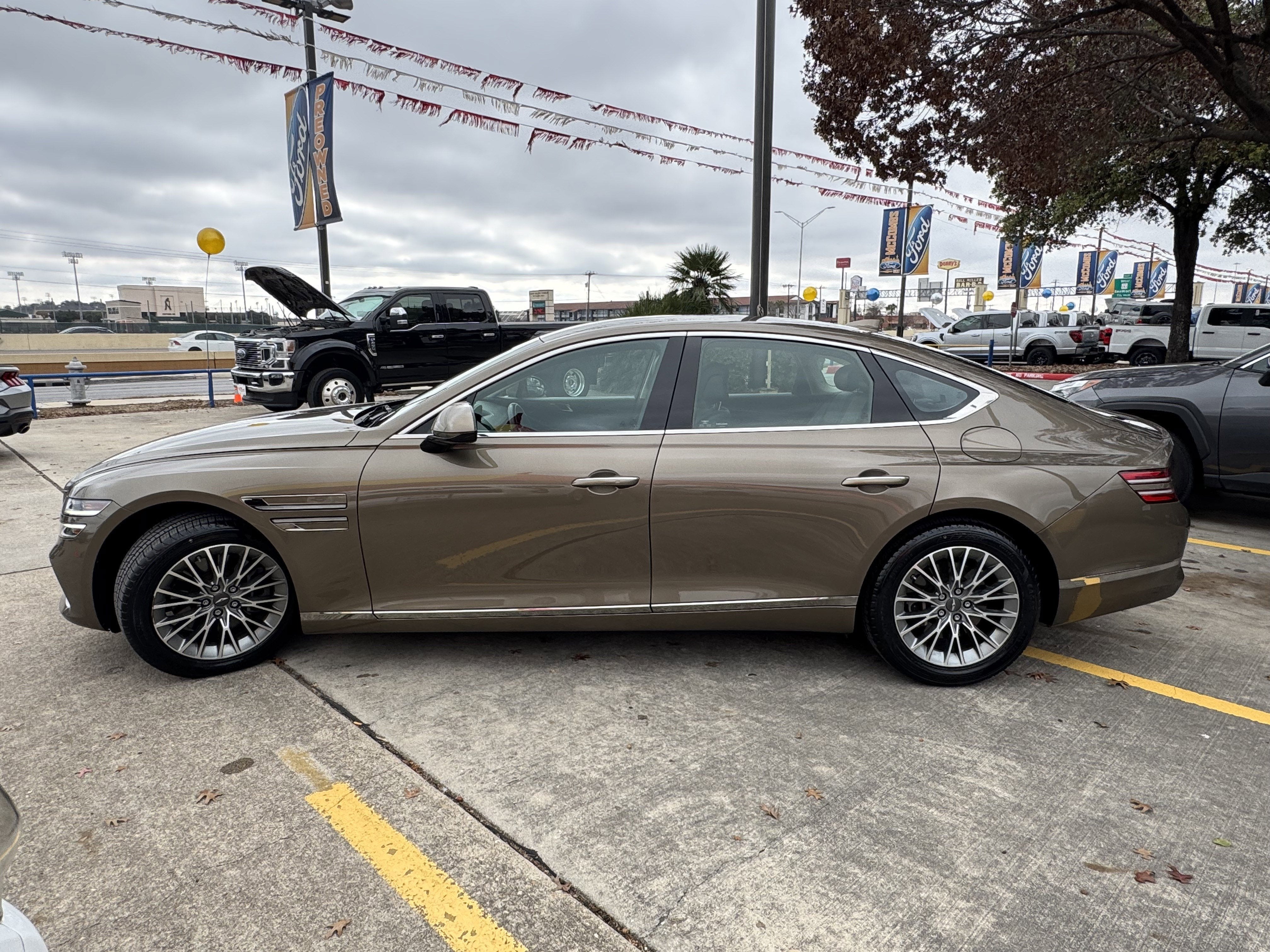 2023 Genesis G80 2.5T