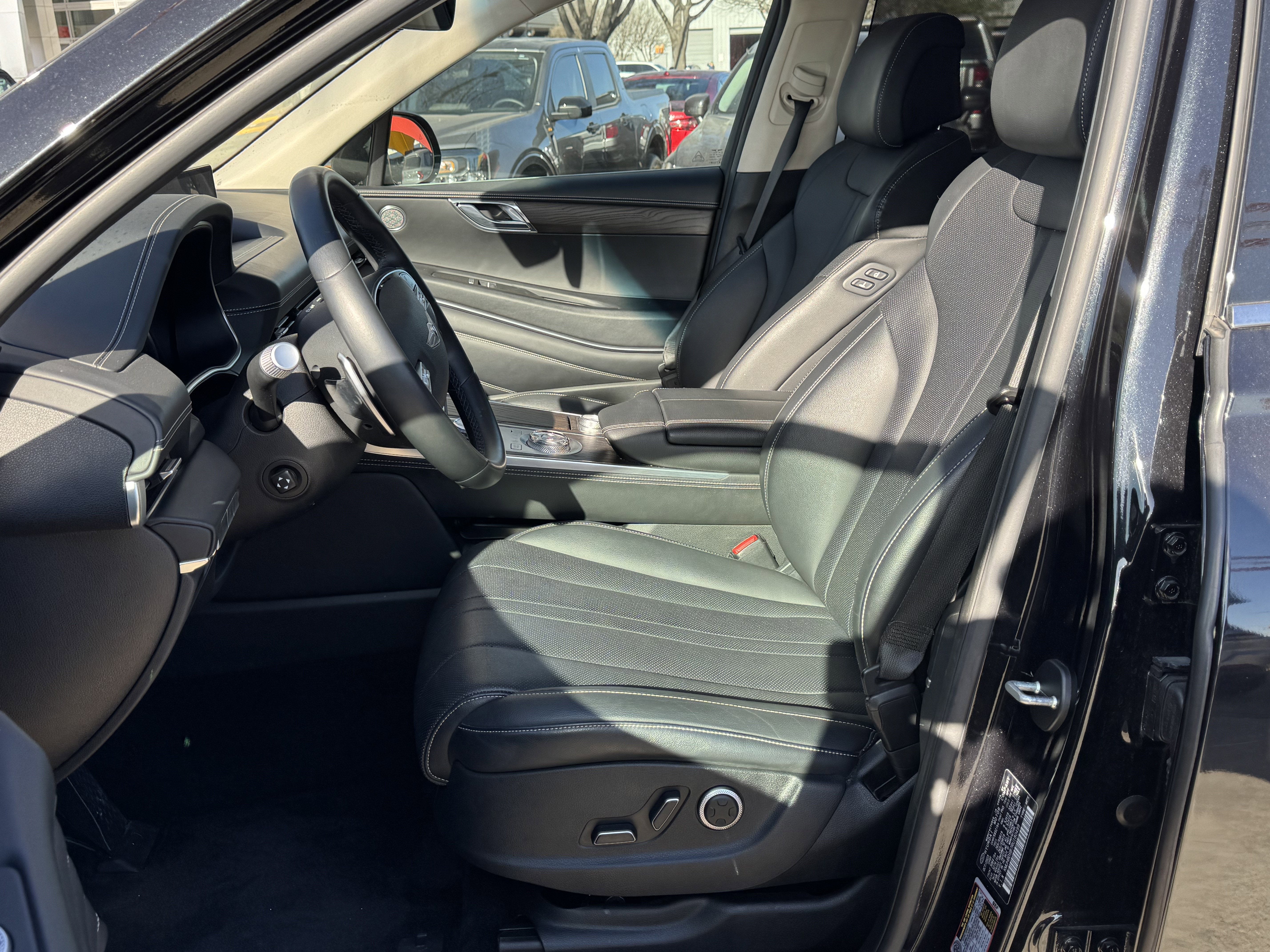 2024 Genesis GV80 4DR AWD 2.5