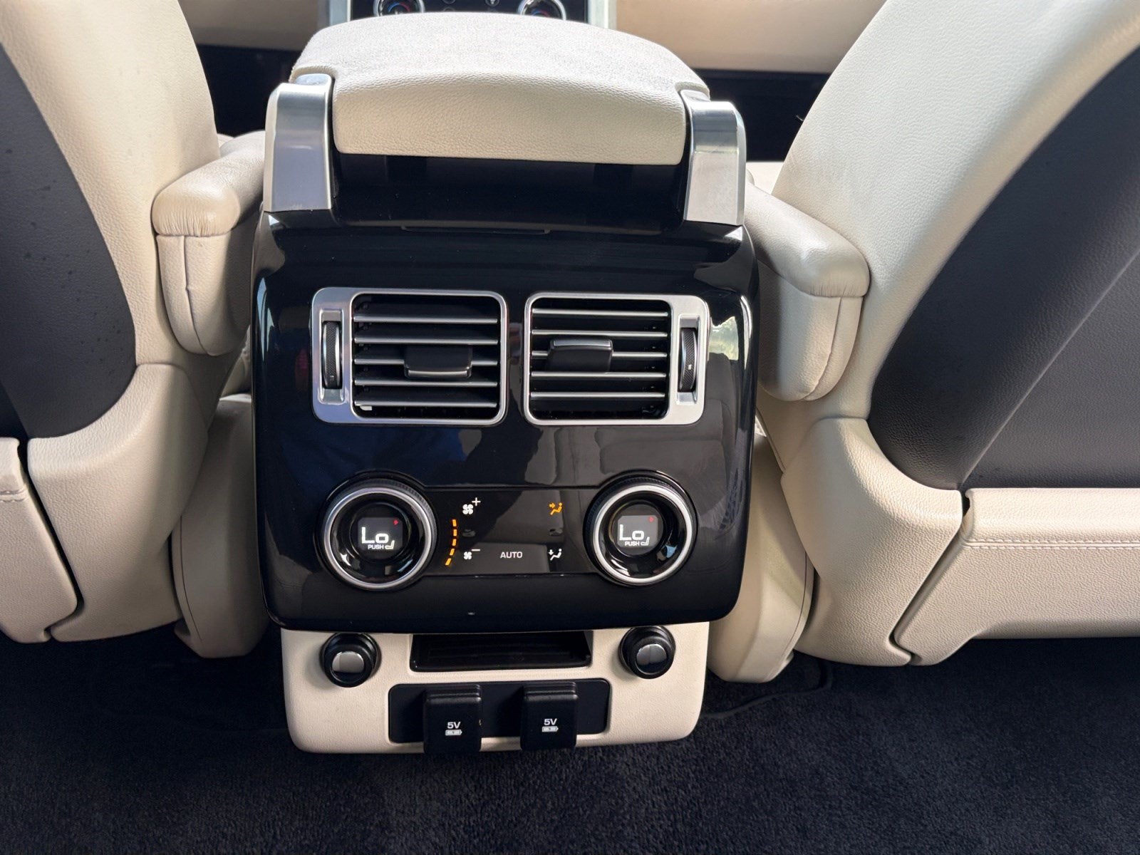 2021 Land Rover Range Rover Base
