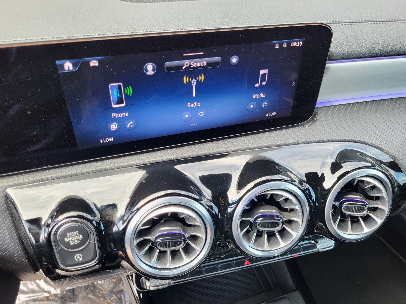 2025 Mercedes-Benz CLA 250 Base 4MATIC®