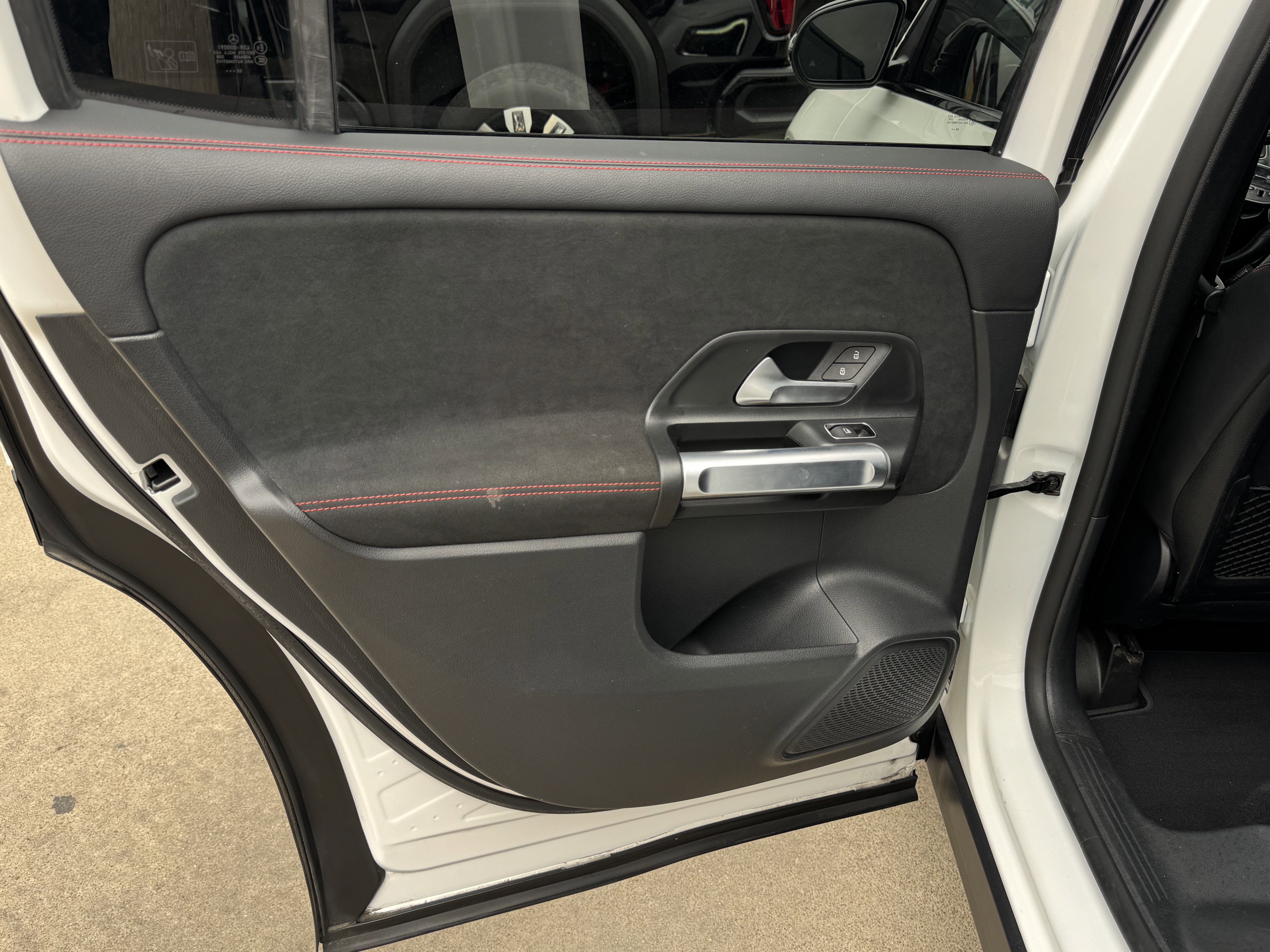 2023 Mercedes-Benz GLB 250 Base