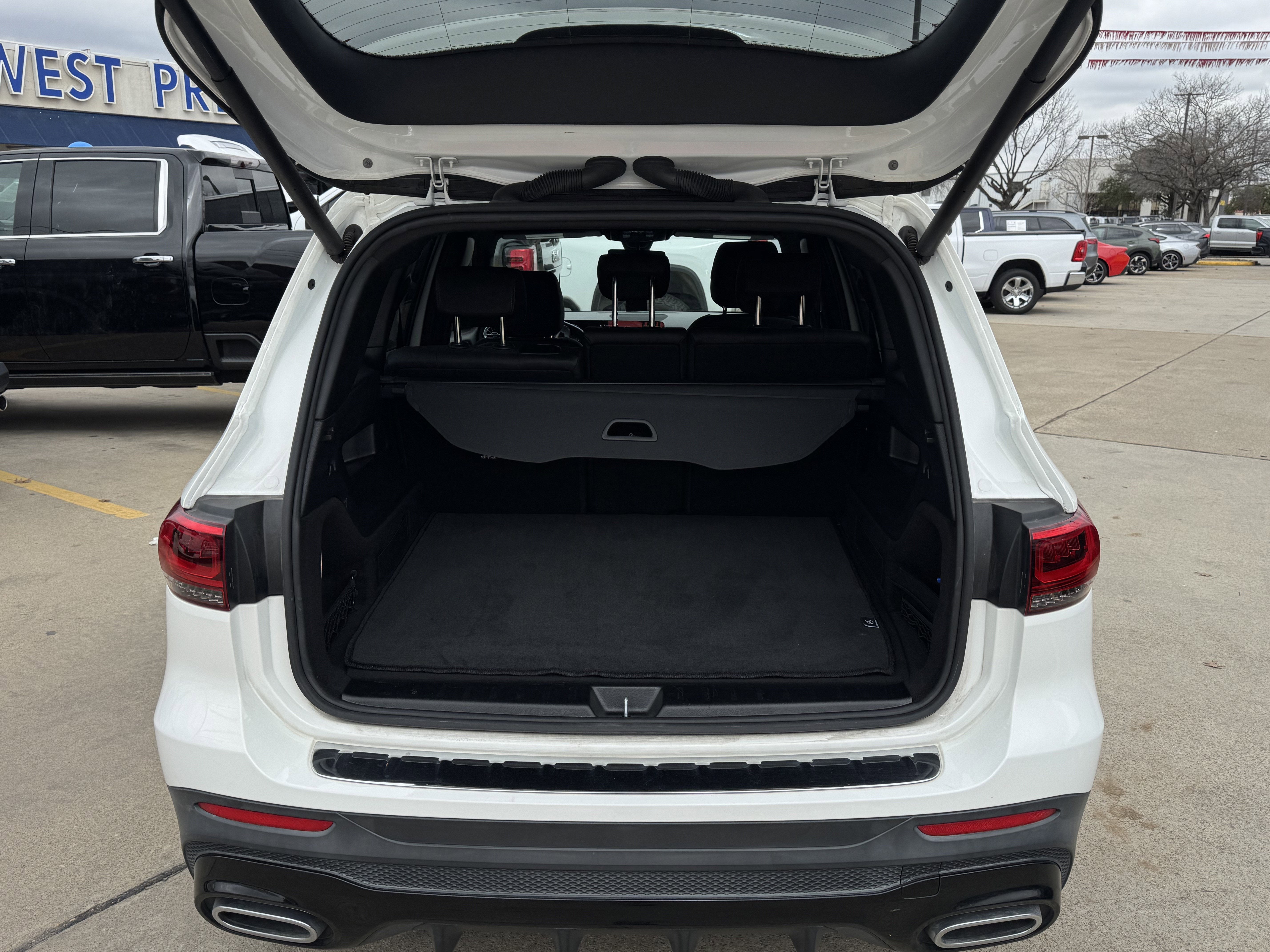 2023 Mercedes-Benz GLB 250 Base