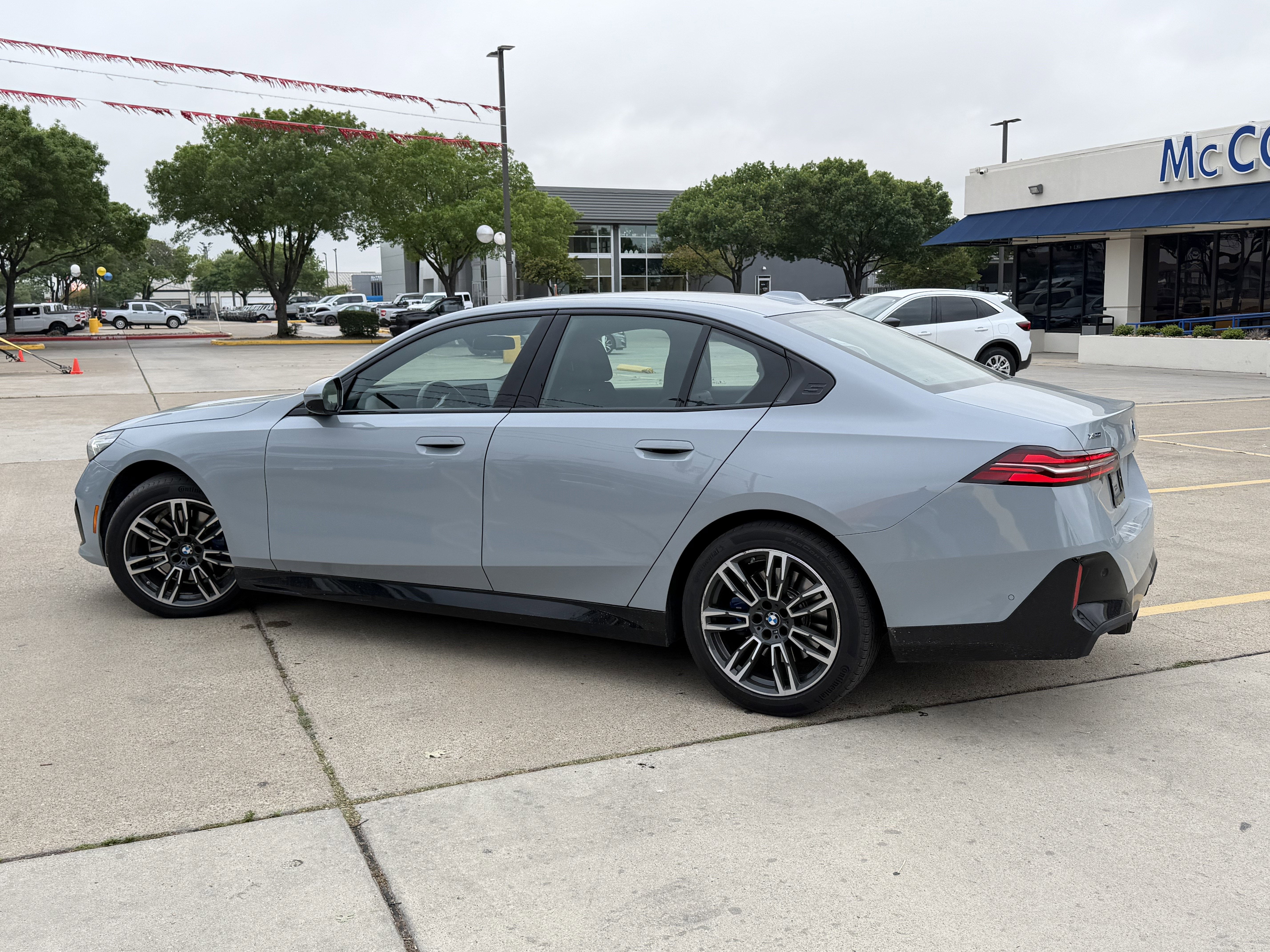 2026 BMW 5 Series 530i xDrive