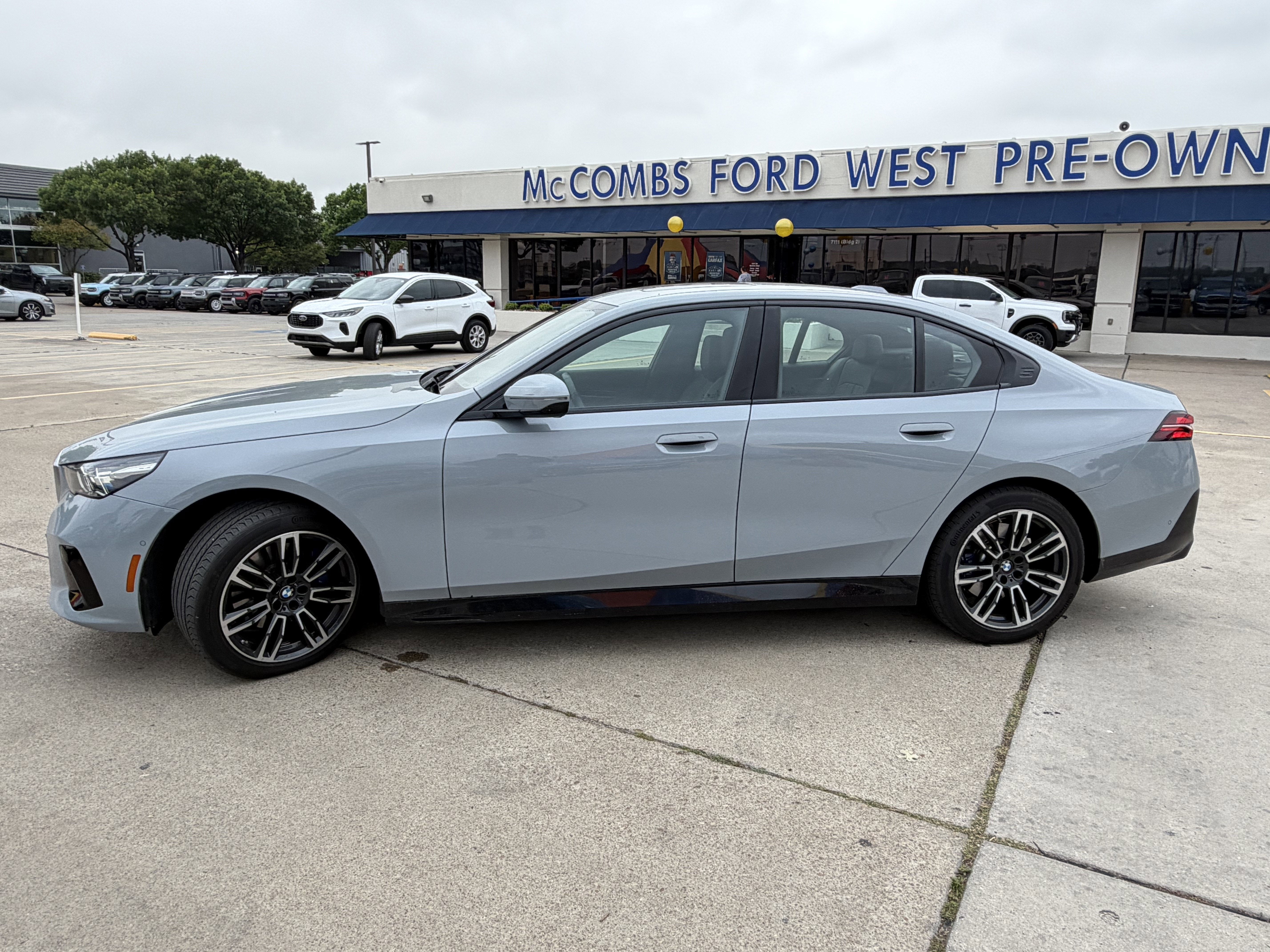 2026 BMW 5 Series 530i xDrive