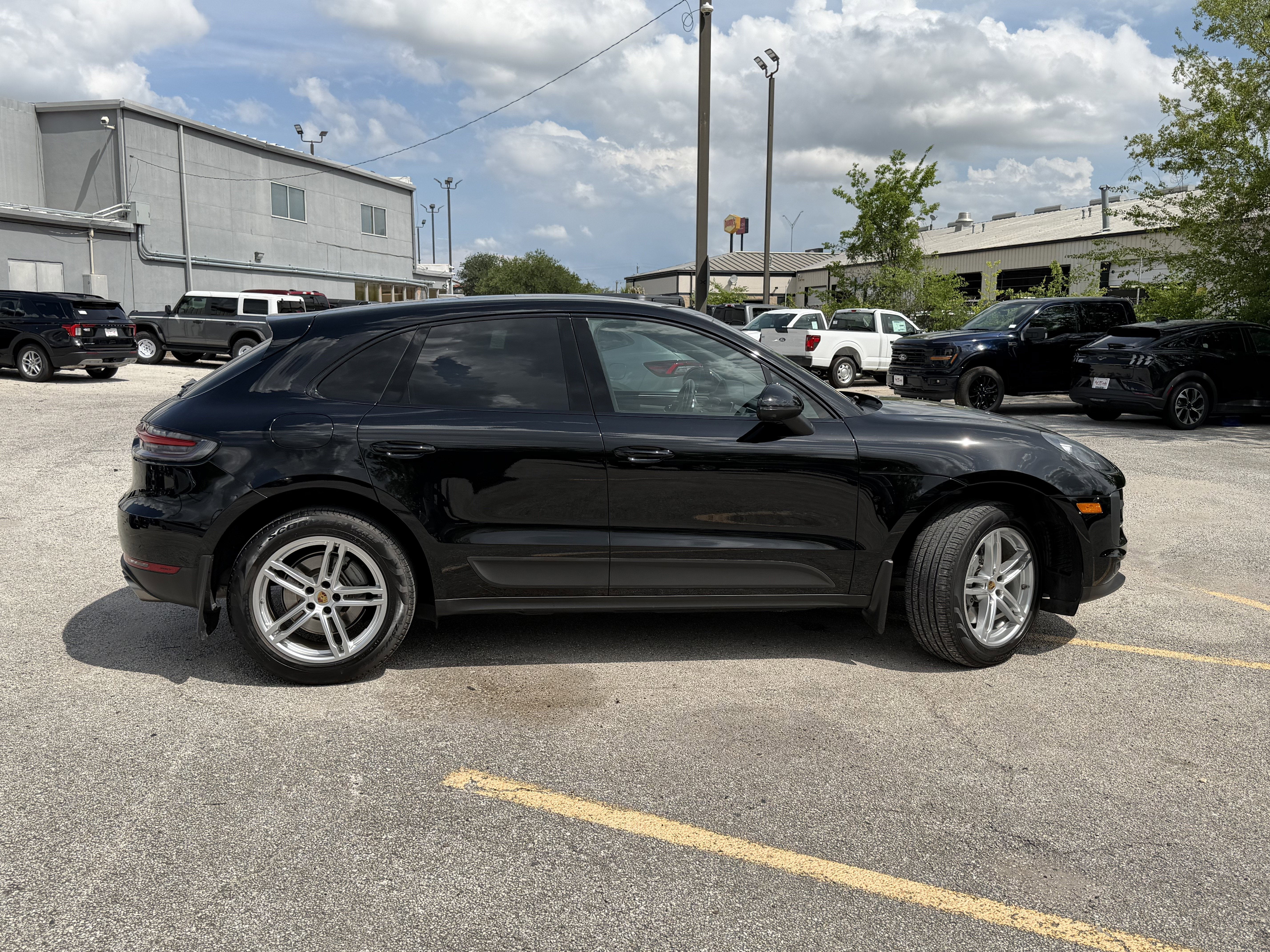 2021 Porsche Macan S
