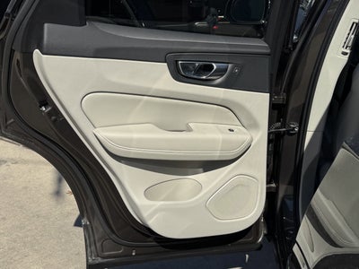 2021 Volvo XC60 T5 Inscription