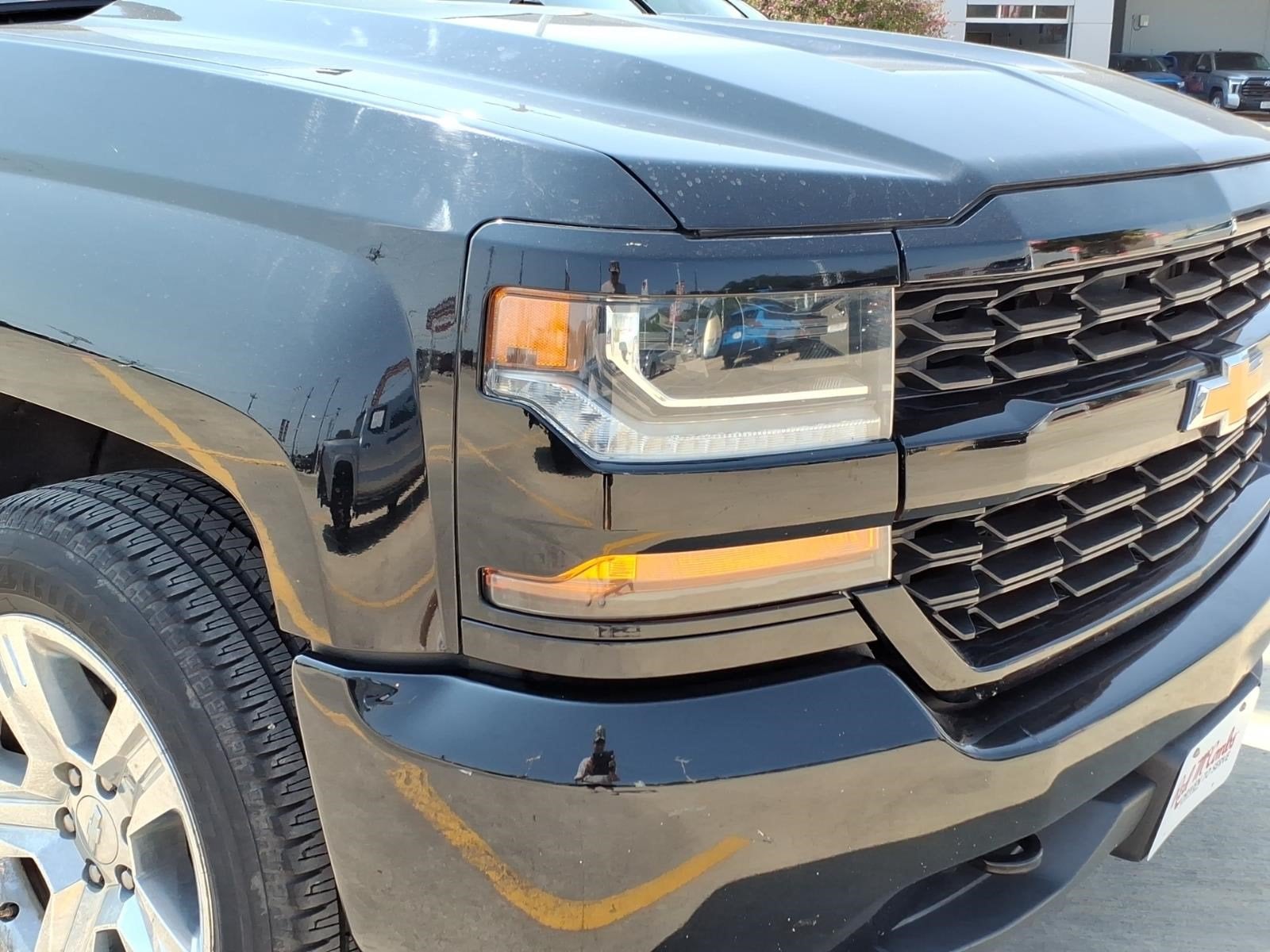 2018 Chevrolet Silverado 1500 Custom