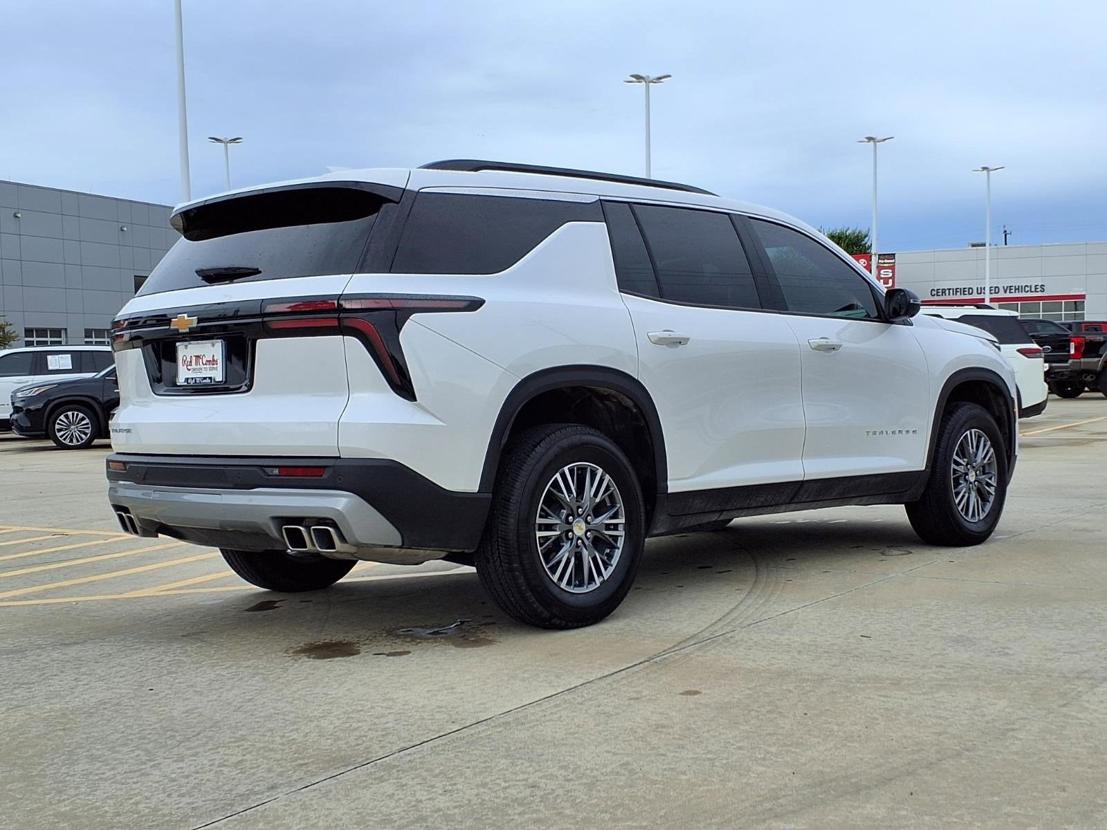 2025 Chevrolet Traverse FWD LT