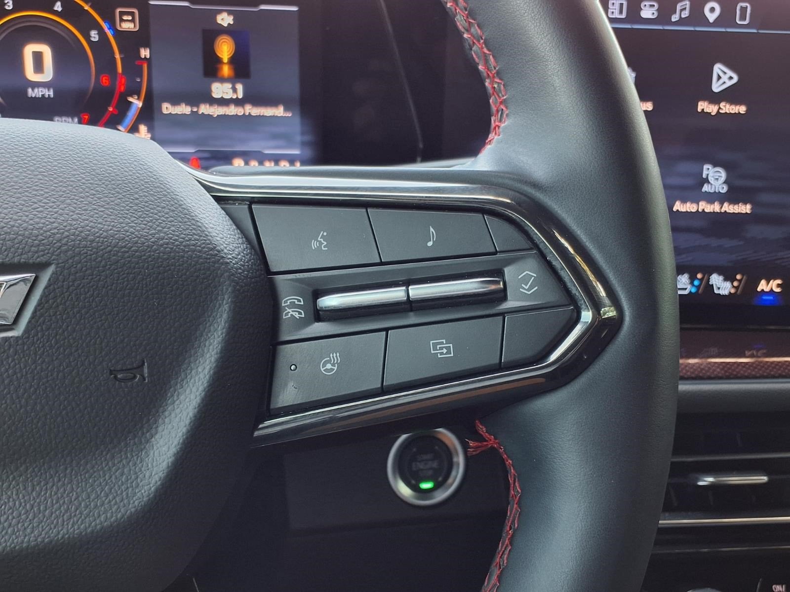 2024 Chevrolet Traverse FWD RS