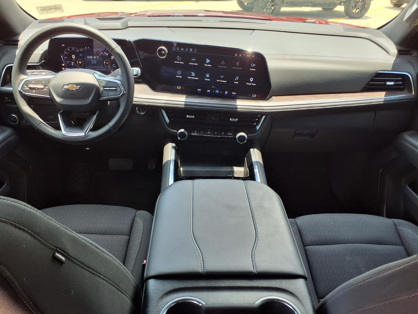 2025 Chevrolet Tahoe LS