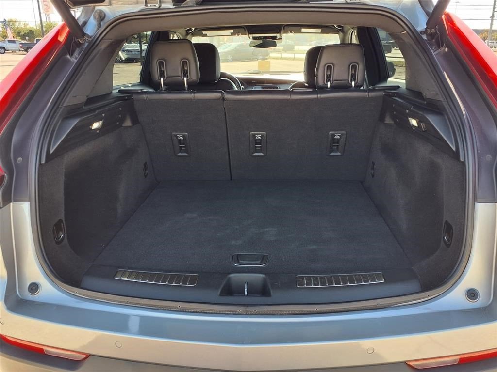 2023 Cadillac XT4 AWD Premium Luxury