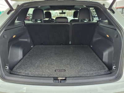 2022 Volkswagen Atlas Cross Sport 2.0T SE w/Technology