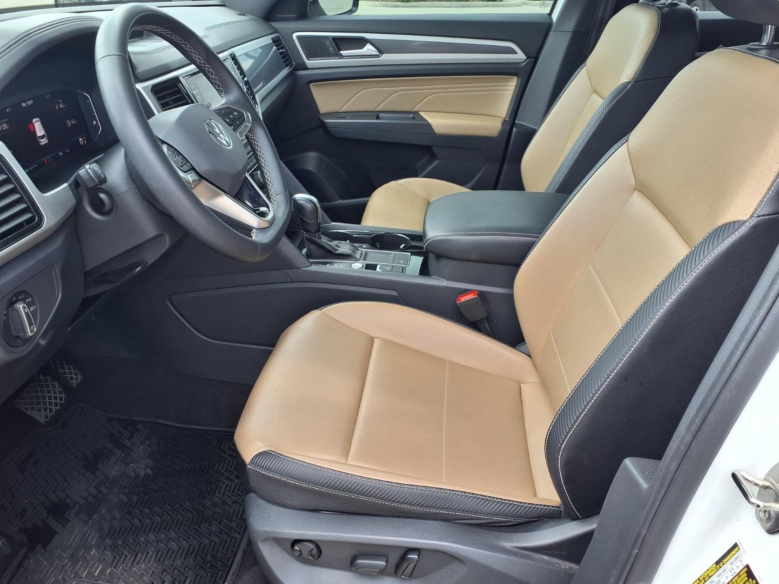 2022 Volkswagen Atlas Cross Sport 2.0T SE w/Technology