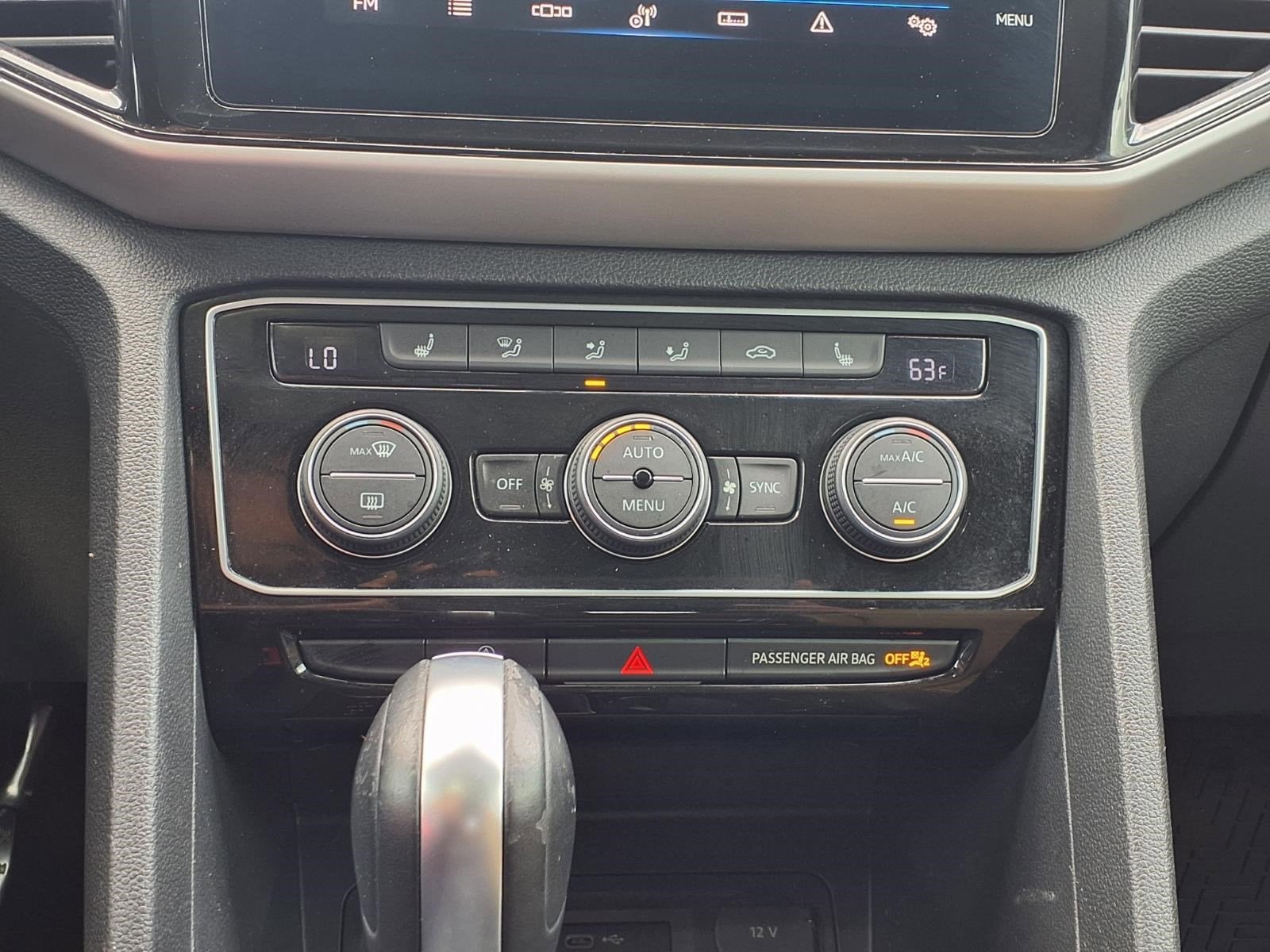 2022 Volkswagen Atlas Cross Sport 2.0T SE w/Technology