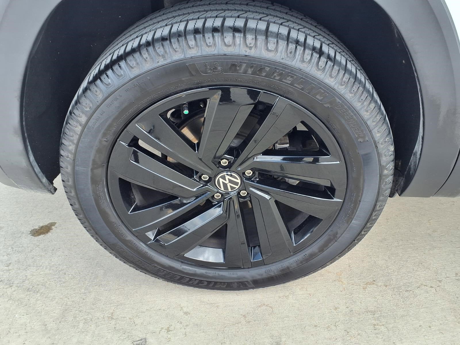 2022 Volkswagen Atlas Cross Sport 2.0T SE w/Technology