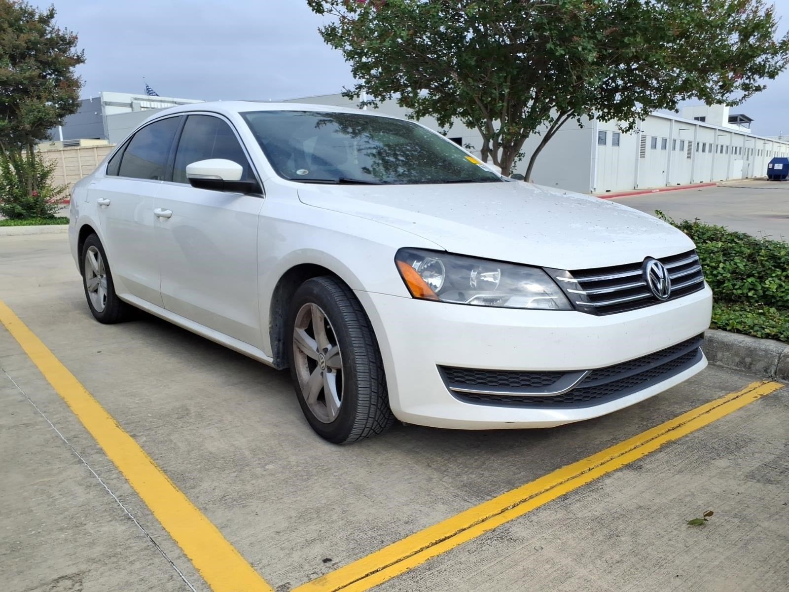 2013 Volkswagen Passat SE