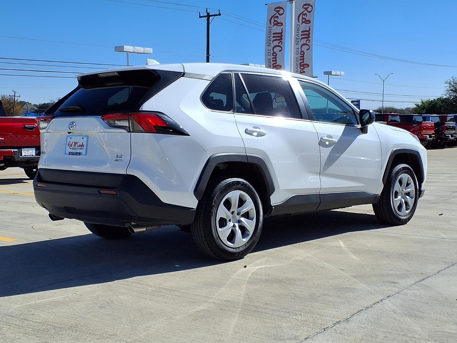 2024 Toyota RAV4 LE