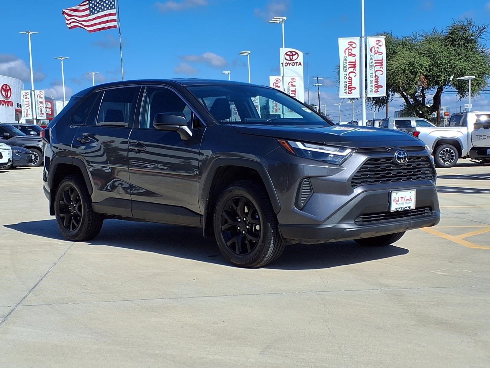 2023 Toyota RAV4 LE