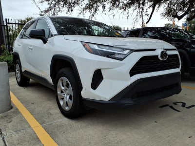 2025 Toyota RAV4 LE