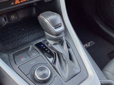 2024 Toyota RAV4 Hybrid SE