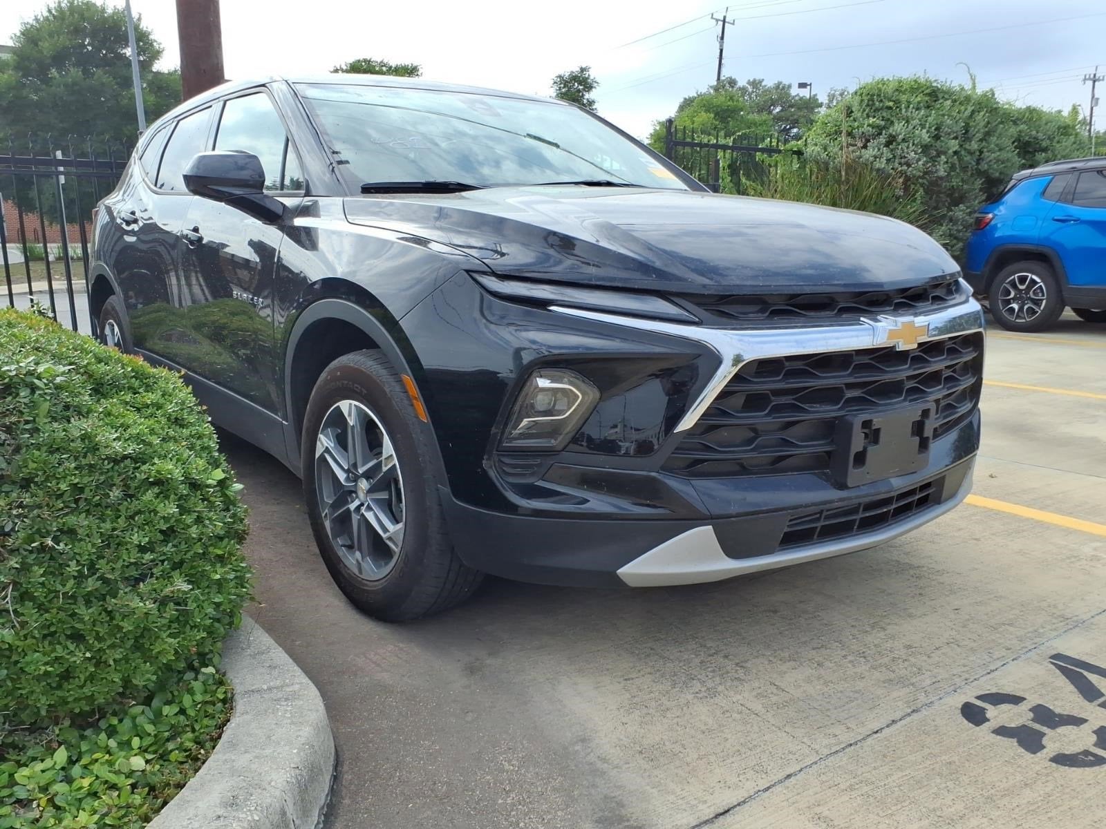2025 Chevrolet Blazer LT