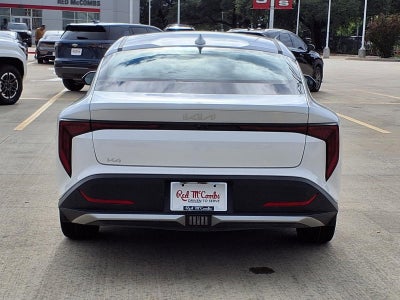 2025 Kia K4 LXS