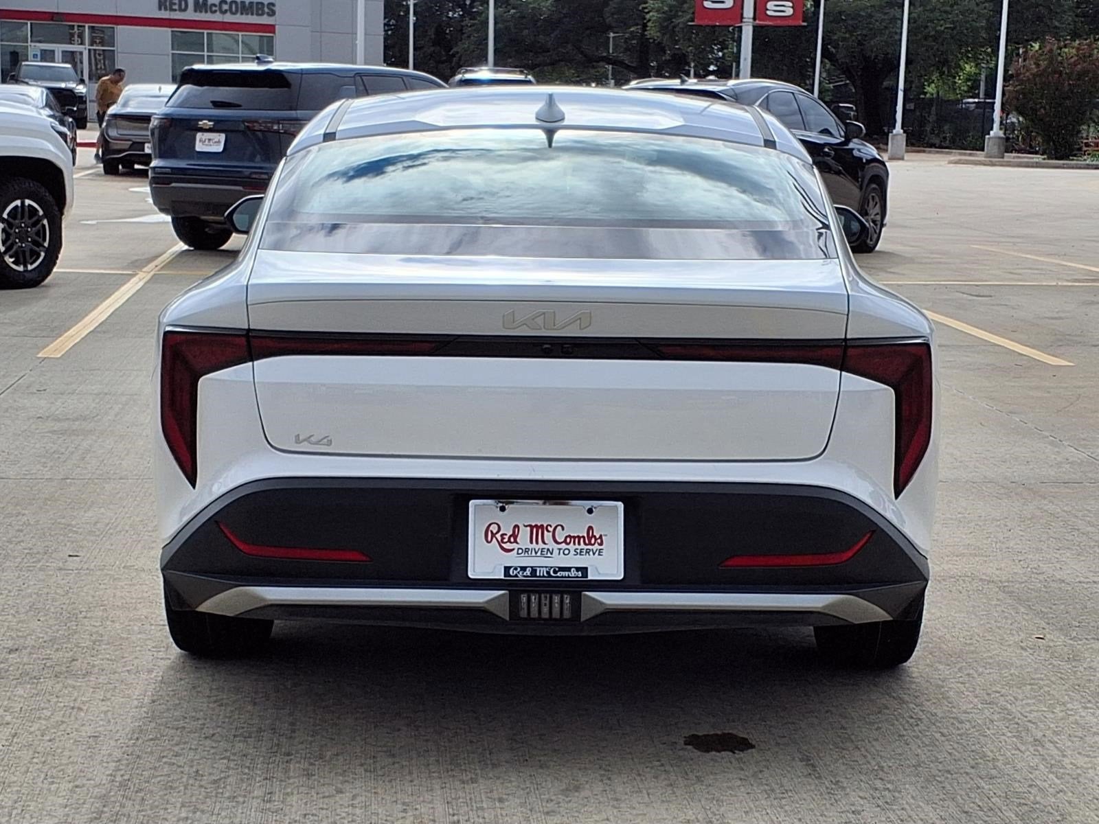 2025 Kia K4 LXS