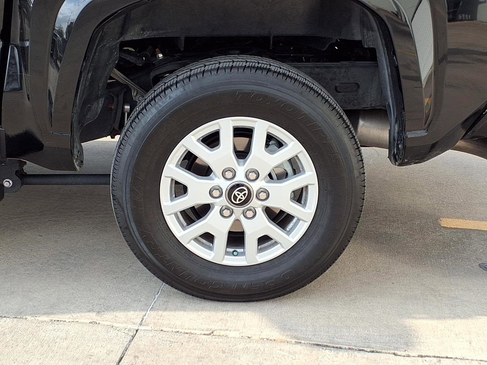 2025 Toyota Tacoma 4WD SR5