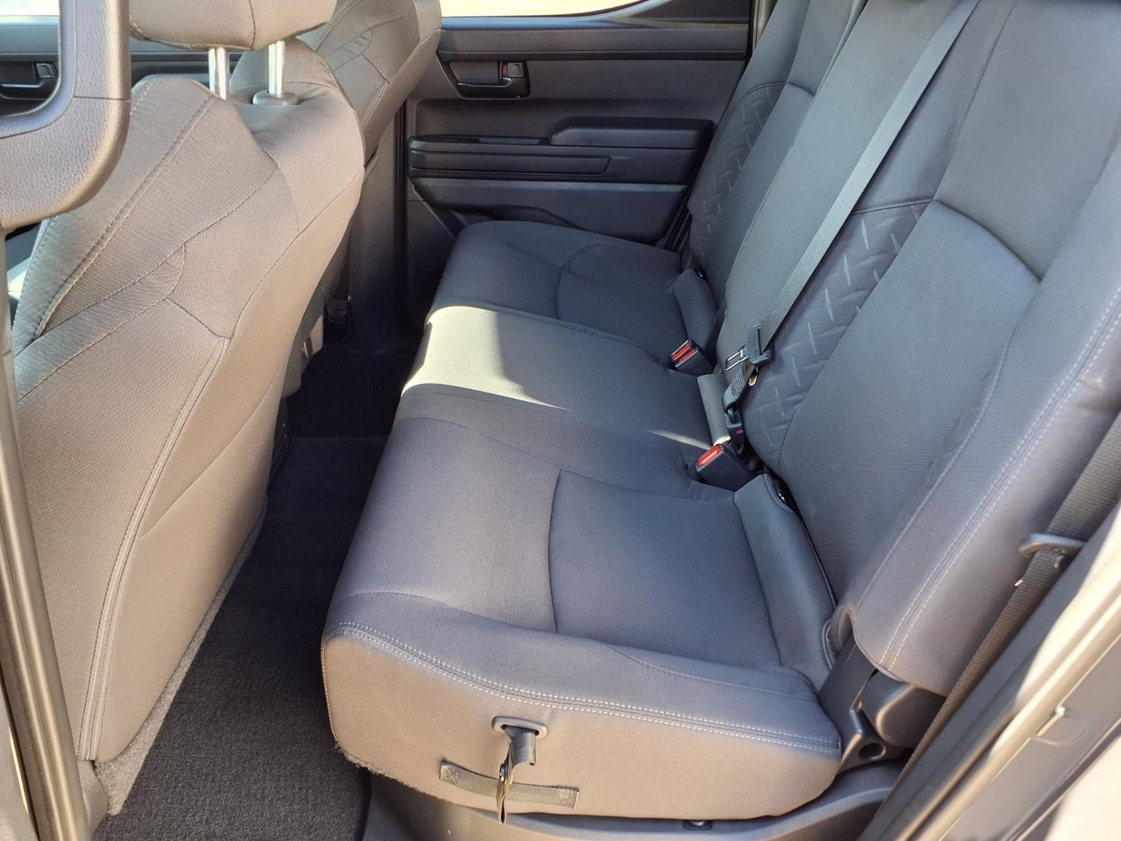 2025 Toyota Tacoma 4WD SR5