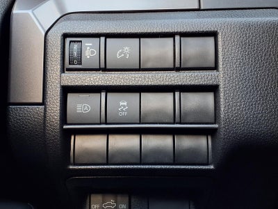 2025 Toyota Tacoma 4WD SR5