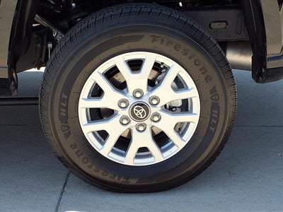 2025 Toyota Tacoma 4WD SR5