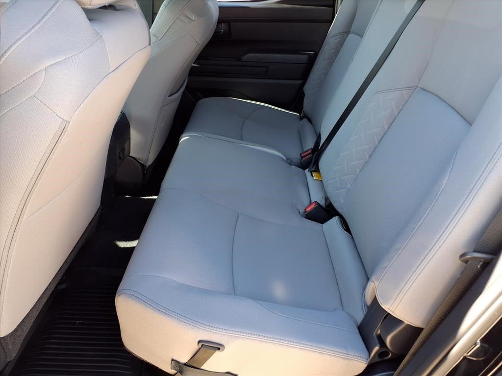 2025 Toyota Tacoma 4WD SR5