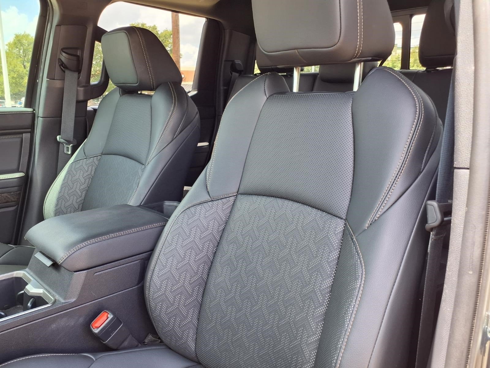 2025 Toyota Tacoma 4WD Limited Hybrid