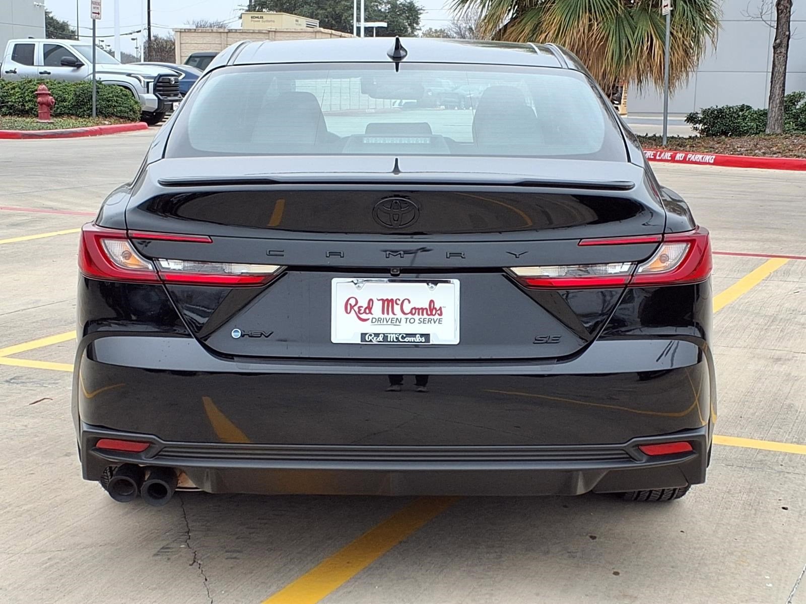 2025 Toyota Camry SE