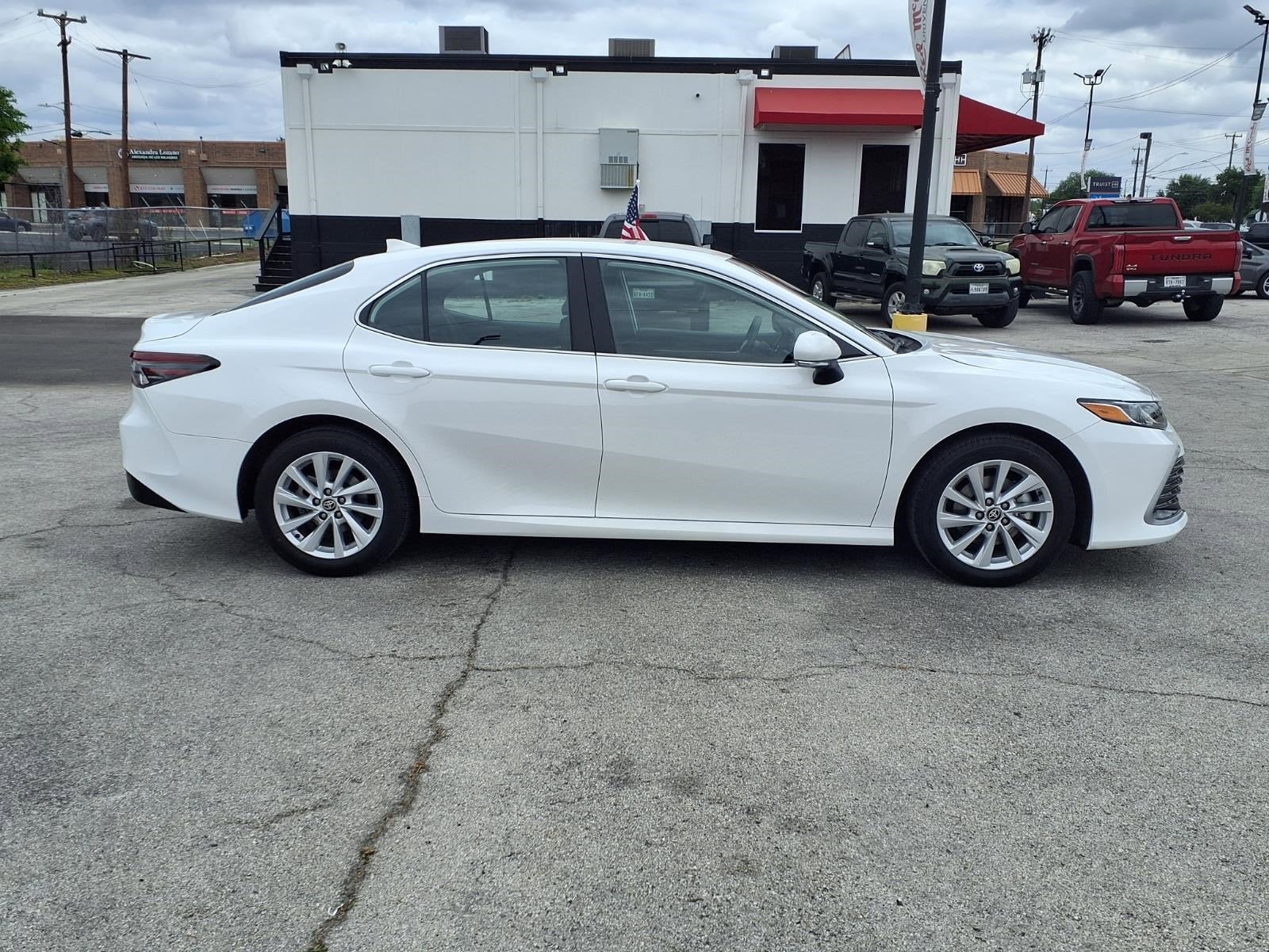 2024 Toyota Camry LE