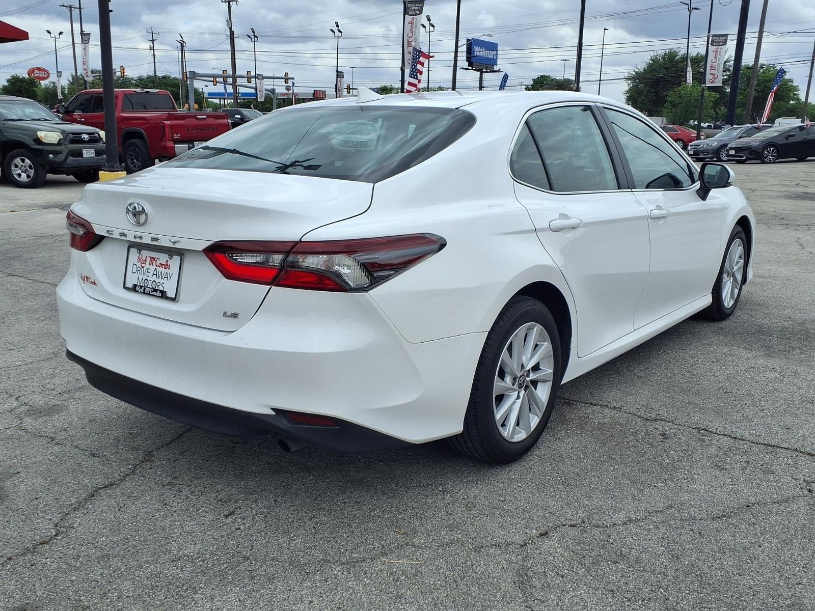 2024 Toyota Camry LE