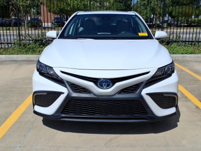 2024 Toyota Camry Hybrid SE