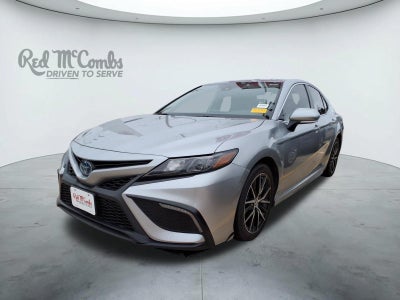 2022 Toyota Camry Hybrid SE