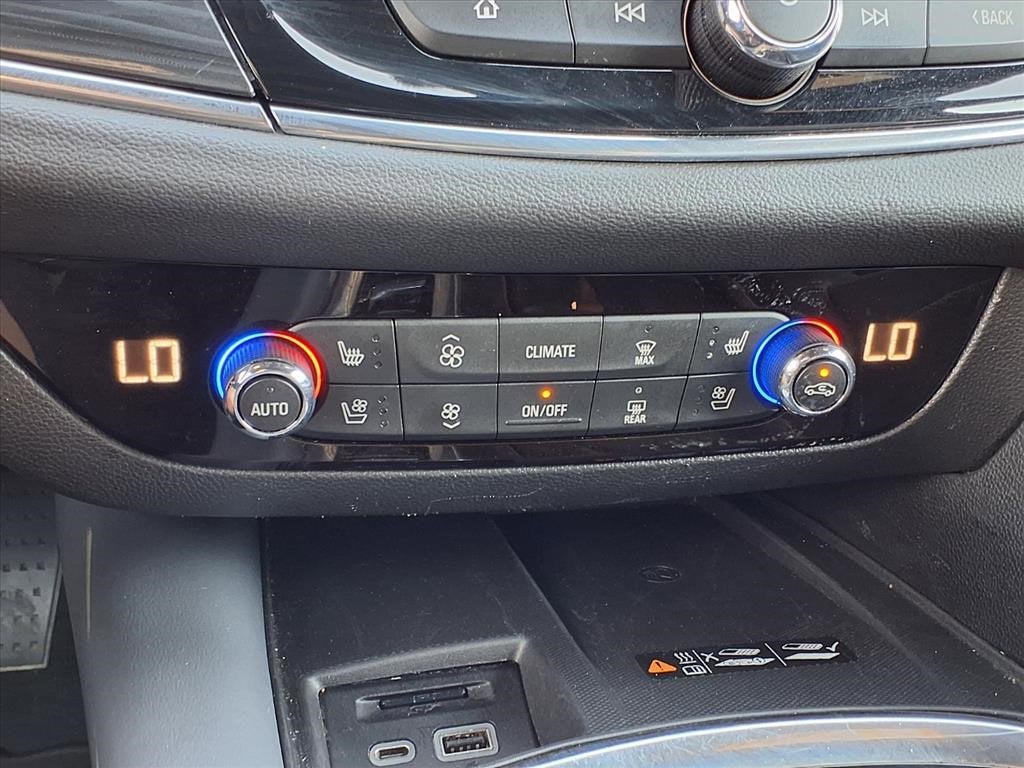 2024 Buick Enclave Premium