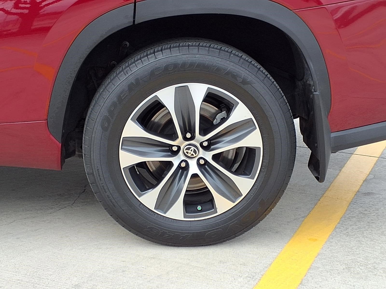 2024 Toyota Highlander Hybrid XLE