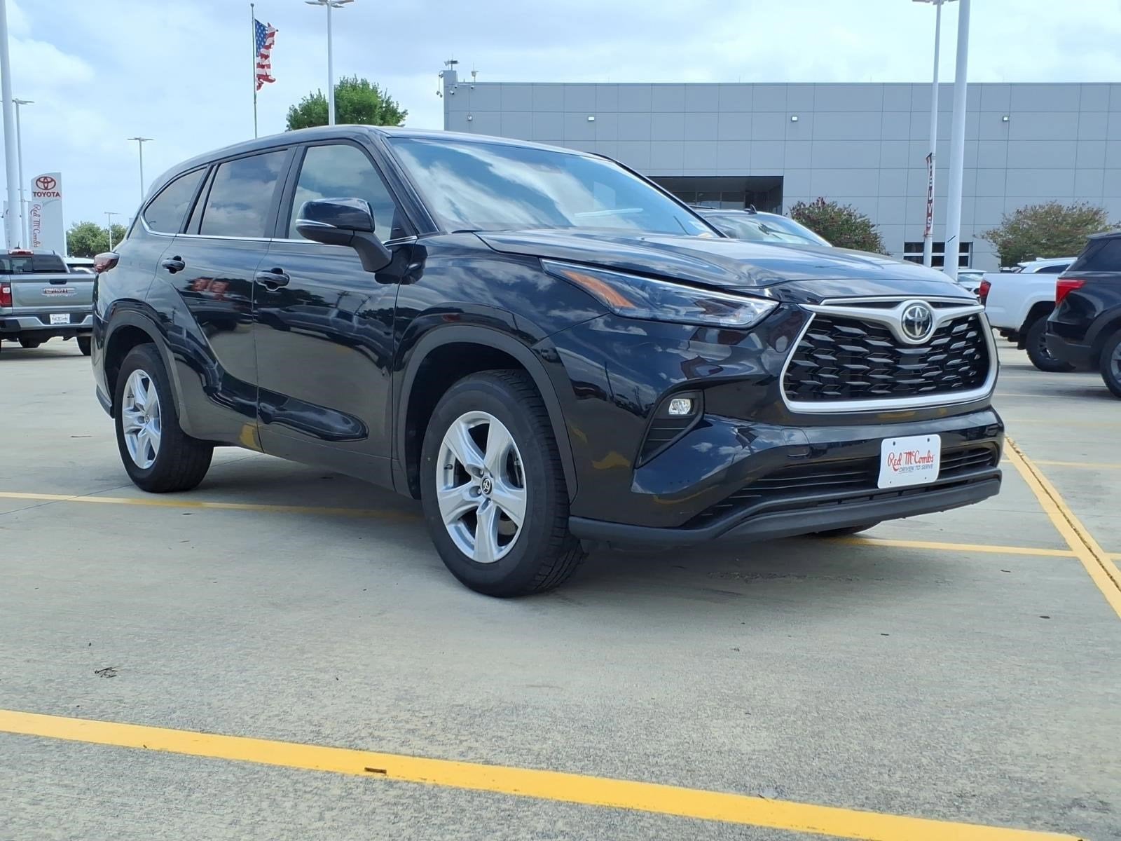 2025 Toyota Highlander LE