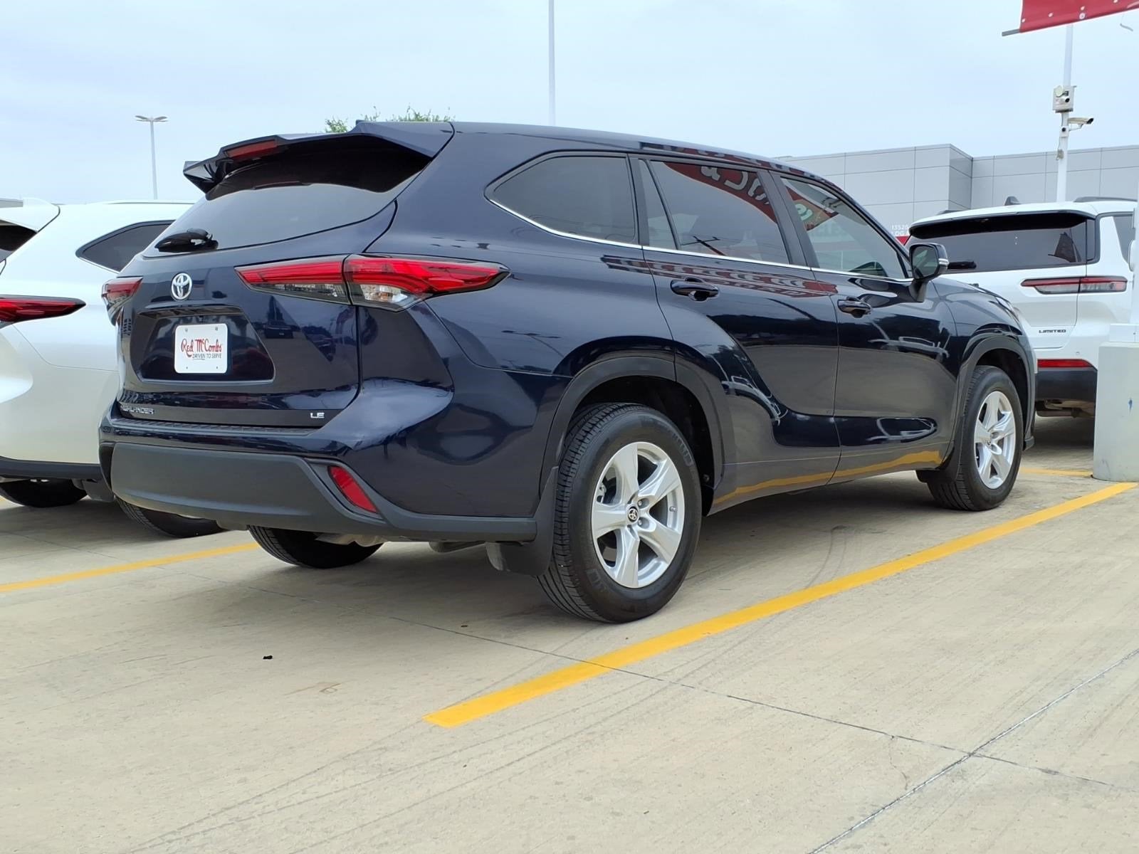 2023 Toyota Highlander LE